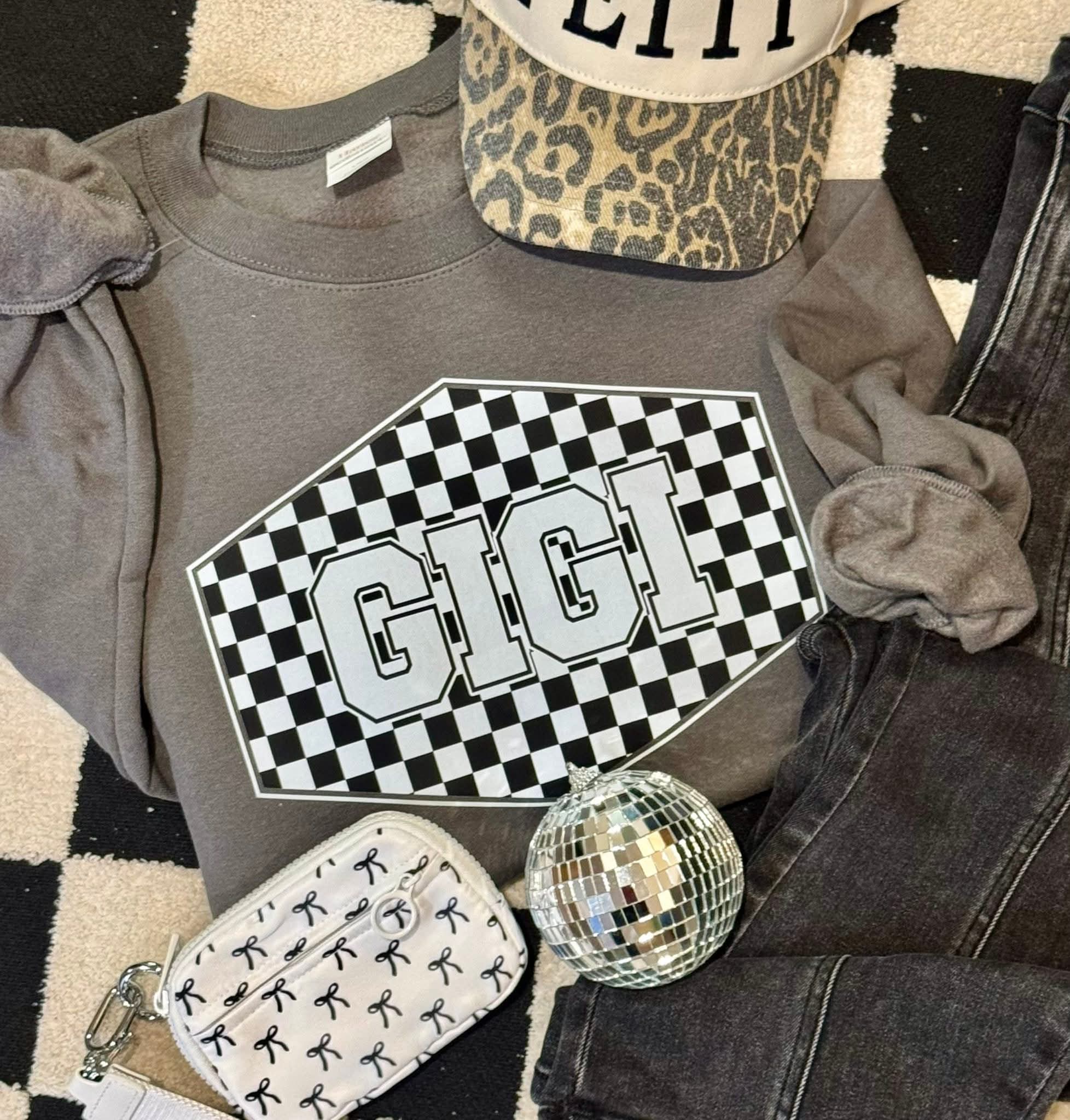 Checkered Gigi Tee & Sweatshirt